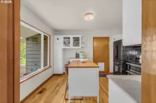 13417 SW 61st Ave, Portland, OR 97219 - Photo 11