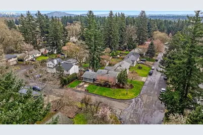 13417 SW 61st Ave, Portland, OR 97219 - Photo 31