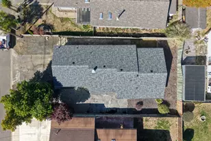 1125 Augustine Ave, Coos Bay, OR 97420 - Photo 31