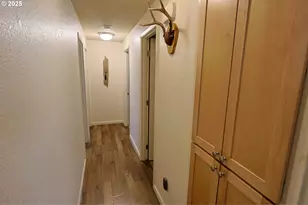 1125 Augustine Ave, Coos Bay, OR 97420 - Photo 15