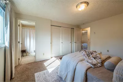 1125 Augustine Ave, Coos Bay, OR 97420 - Photo 13