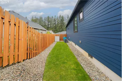 108 W 16th St, La Center, WA 98629 - Photo 43