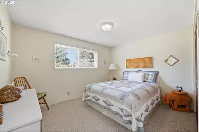 27805 Green Oaks Dr, Eugene, OR 97402 - Photo 25