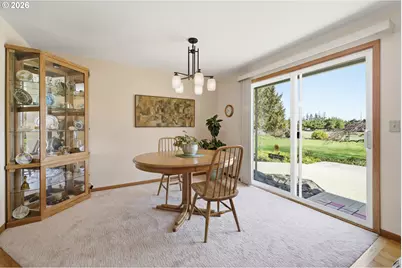 27805 Green Oaks Dr, Eugene, OR 97402 - Photo 7