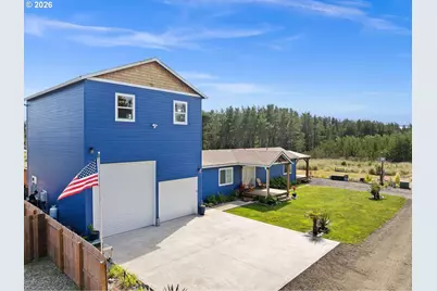 205 9th St, Long Beach, WA 98631 - Photo 5