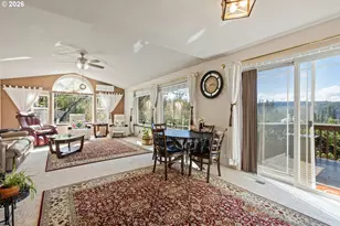 1385 SE Laurel Ct, Roseburg, OR 97470 - Photo 11
