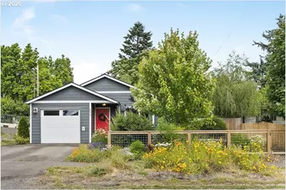 636 SE 84th Ave, Portland, OR 97216 - Photo 45