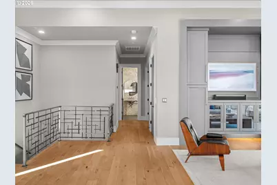 1225 SW Ophelia St, Portland, OR 97219 - Photo 9