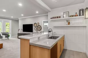 1225 SW Ophelia St, Portland, OR 97219 - Photo 29