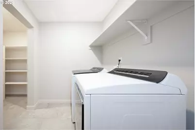 16800 SW Dowitcher Ln, Beaverton, OR 97007 - Photo 45