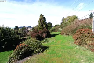 15282 Hwy 101, Brookings, OR 97415 - Photo 13