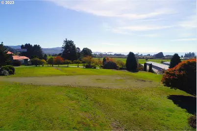 15282 Highway 101, Brookings, OR 97415 - Photo 15