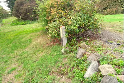 15282 Highway 101, Brookings, OR 97415 - Photo 13