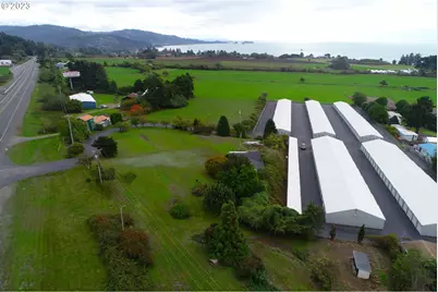 15282 Highway 101, Brookings, OR 97415 - Photo 11