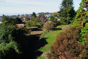 15282 Hwy 101, Brookings, OR 97415 - Photo 21