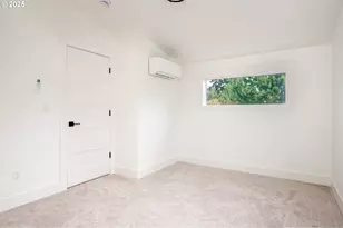 5721 N Willis Blvd, Portland, OR 97203 - Photo 25