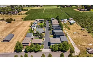2850 Cottage Ln, Hood River, OR 97031 - Photo 27