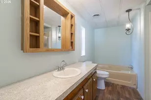 1602 NE Riverside Dr, McMinnville, OR 97128 - Photo 21