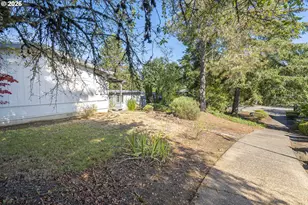 1602 NE Riverside Dr, McMinnville, OR 97128 - Photo 29