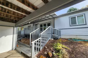 1602 NE Riverside Dr, McMinnville, OR 97128 - Photo 3