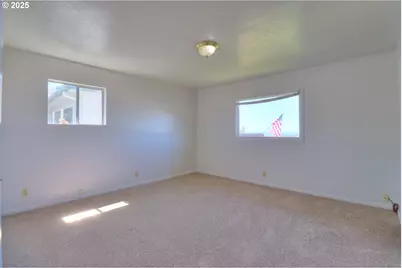 29832 Mary St, Gold Beach, OR 97444 - Photo 23