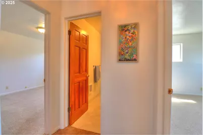 29832 Mary St, Gold Beach, OR 97444 - Photo 21