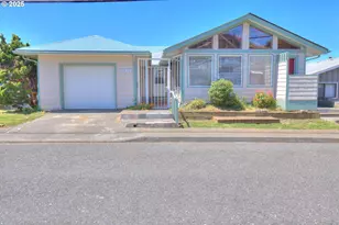 29832 Mary St, Gold Beach, OR 97444 - Photo 7