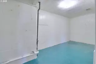 29832 Mary St, Gold Beach, OR 97444 - Photo 31