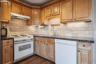 6118 NE Alton St, Portland, OR 97213 - Photo 17