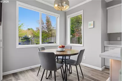 14058 Chatham Ct, Lake Oswego, OR 97035 - Photo 21