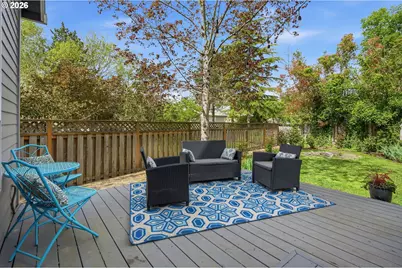 14058 Chatham Ct, Lake Oswego, OR 97035 - Photo 35