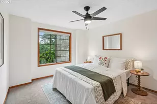 16625 NE San Rafael Dr, Portland, OR 97230 - Photo 17