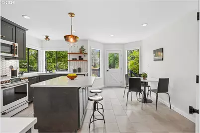16625 NE San Rafael Dr, Portland, OR 97230 - Photo 5