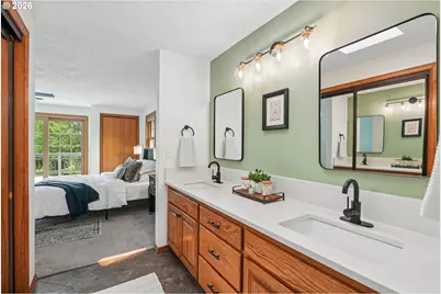 16625 NE San Rafael Dr, Portland, OR 97230 - Photo 13