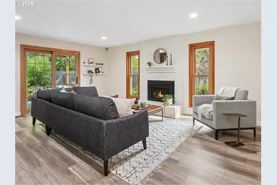 16625 NE San Rafael Dr, Portland, OR 97230 - Photo 9