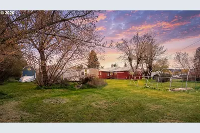 190 S 6th Ave, Elgin, OR 97827 - Photo 3