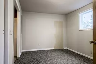 190 S 6th Ave, Elgin, OR 97827 - Photo 13