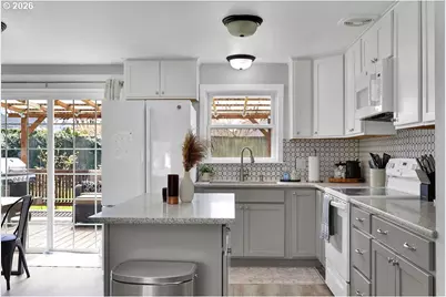 1533 Sequoia Ave, Springfield, OR 97477 - Photo 3