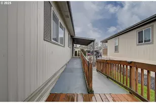 300 SW 7th Ave, Battle Ground, WA 98604 - Photo 7