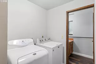 12360 SW Katherine St, Tigard, OR 97223 - Photo 15