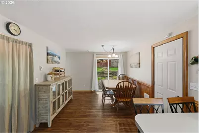 192 N Woodridge Rd, Coquille, OR 97423 - Photo 13