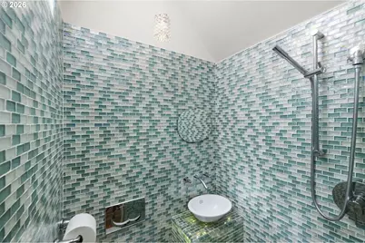 1689 Olive St, Eugene, OR 97401 - Photo 23