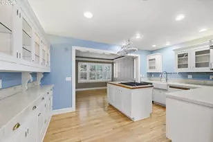 1689 Olive St, Eugene, OR 97401 - Photo 17