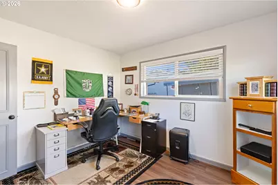 2025 NW Delridge Ave, Roseburg, OR 97471 - Photo 29