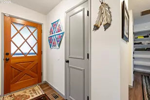 2025 NW Delridge Ave, Roseburg, OR 97471 - Photo 7