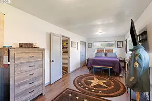 2025 NW Delridge Ave, Roseburg, OR 97471 - Photo 21