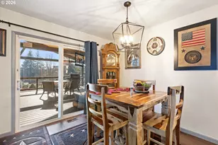 2025 NW Delridge Ave, Roseburg, OR 97471 - Photo 13