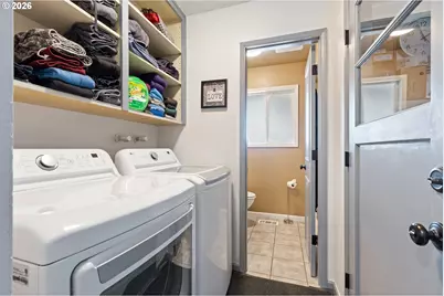 2025 NW Delridge Ave, Roseburg, OR 97471 - Photo 31