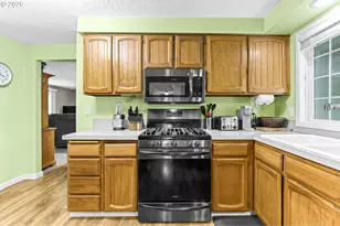 1018 S Holly Ct, Canby, OR 97013 - Photo 15