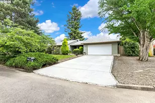 1018 S Holly Ct, Canby, OR 97013 - Photo 3